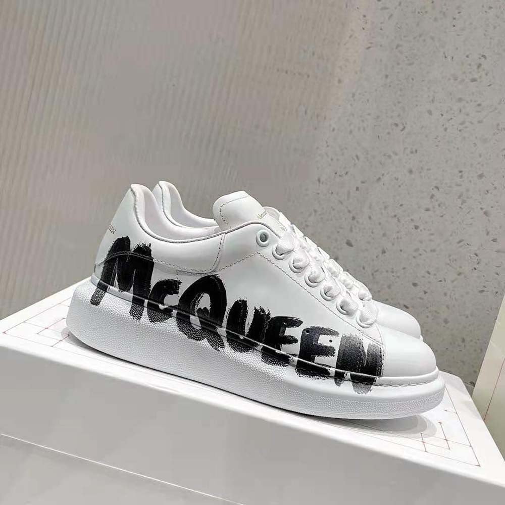 Alexander Mcqueen sneakers - b3 store | b3