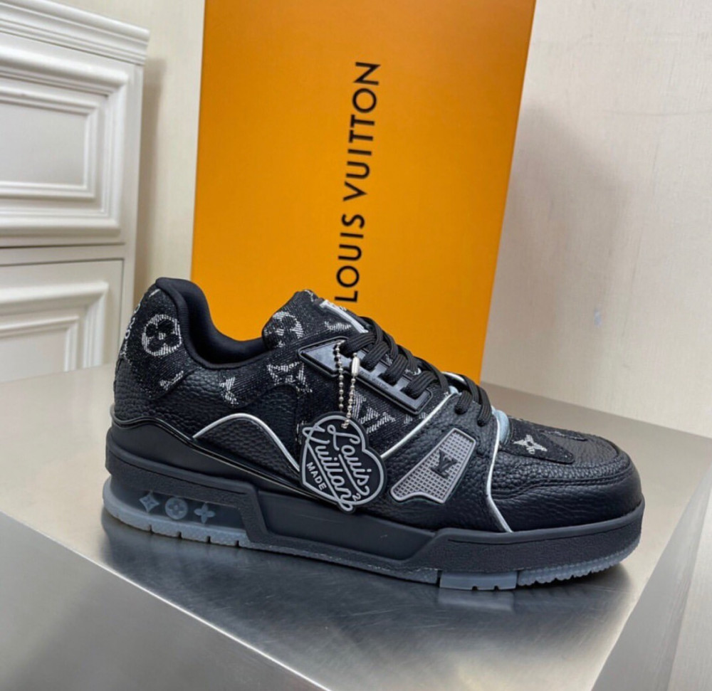 LV Sneakers - b3 store