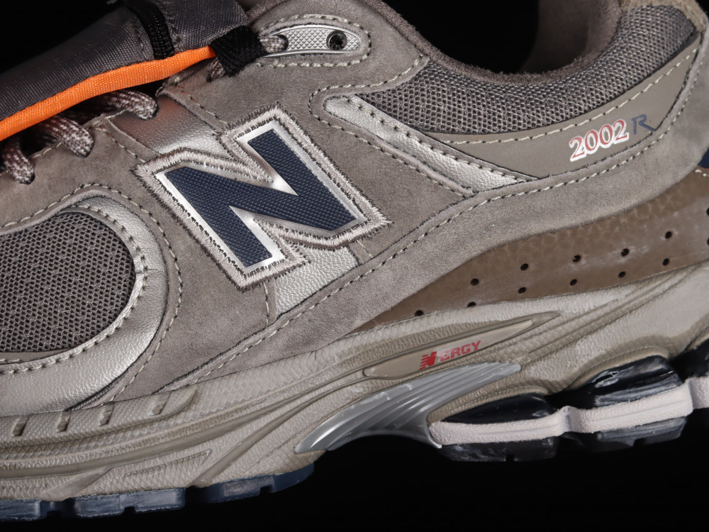 New Balance 1906
