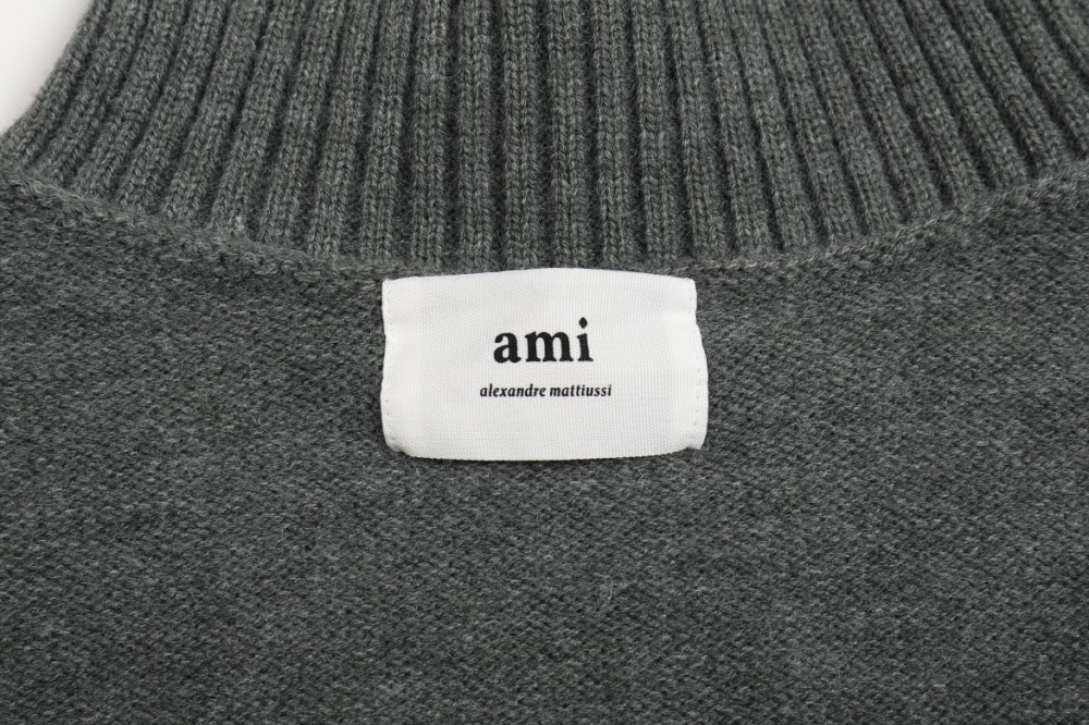 AMI Sweater Hoodie