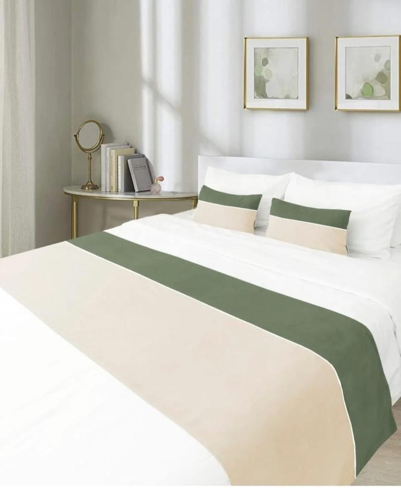 طقم حلية للسرير المزدوج (شريط حلية+مخدتين+2 تلبيسة مخدات )  )