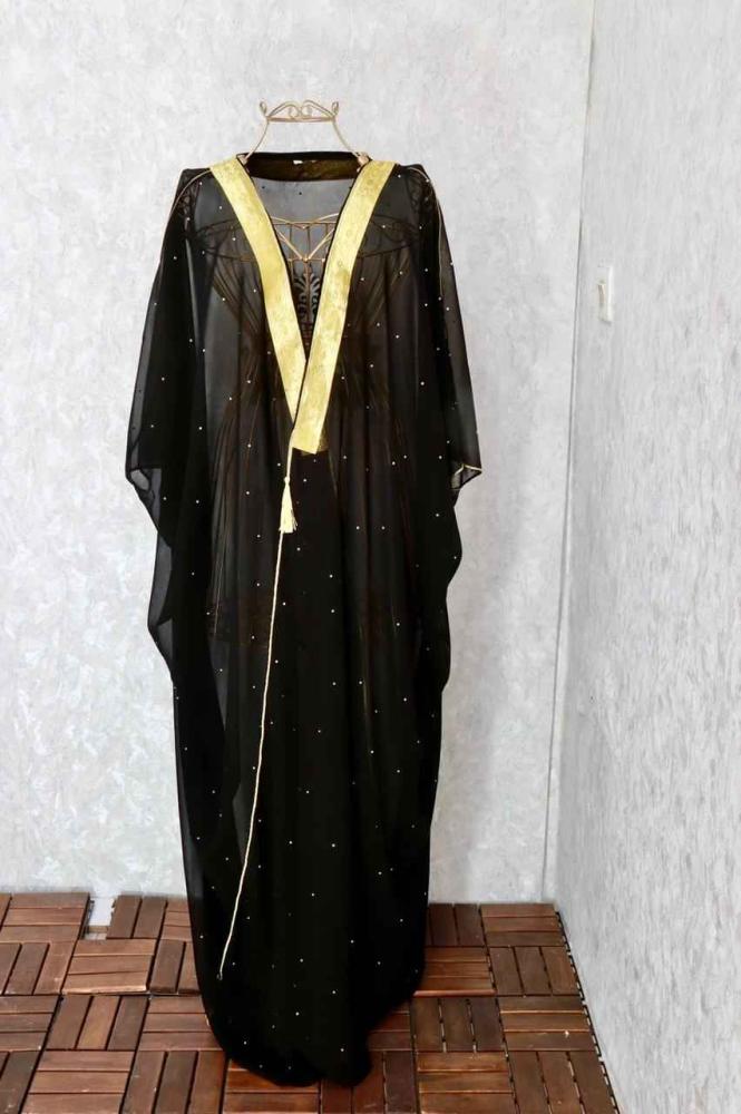 بشت نسائي فخم موديلات مشالح نسائيه مشالح للبنات الكبار بالاسم مطرز محل