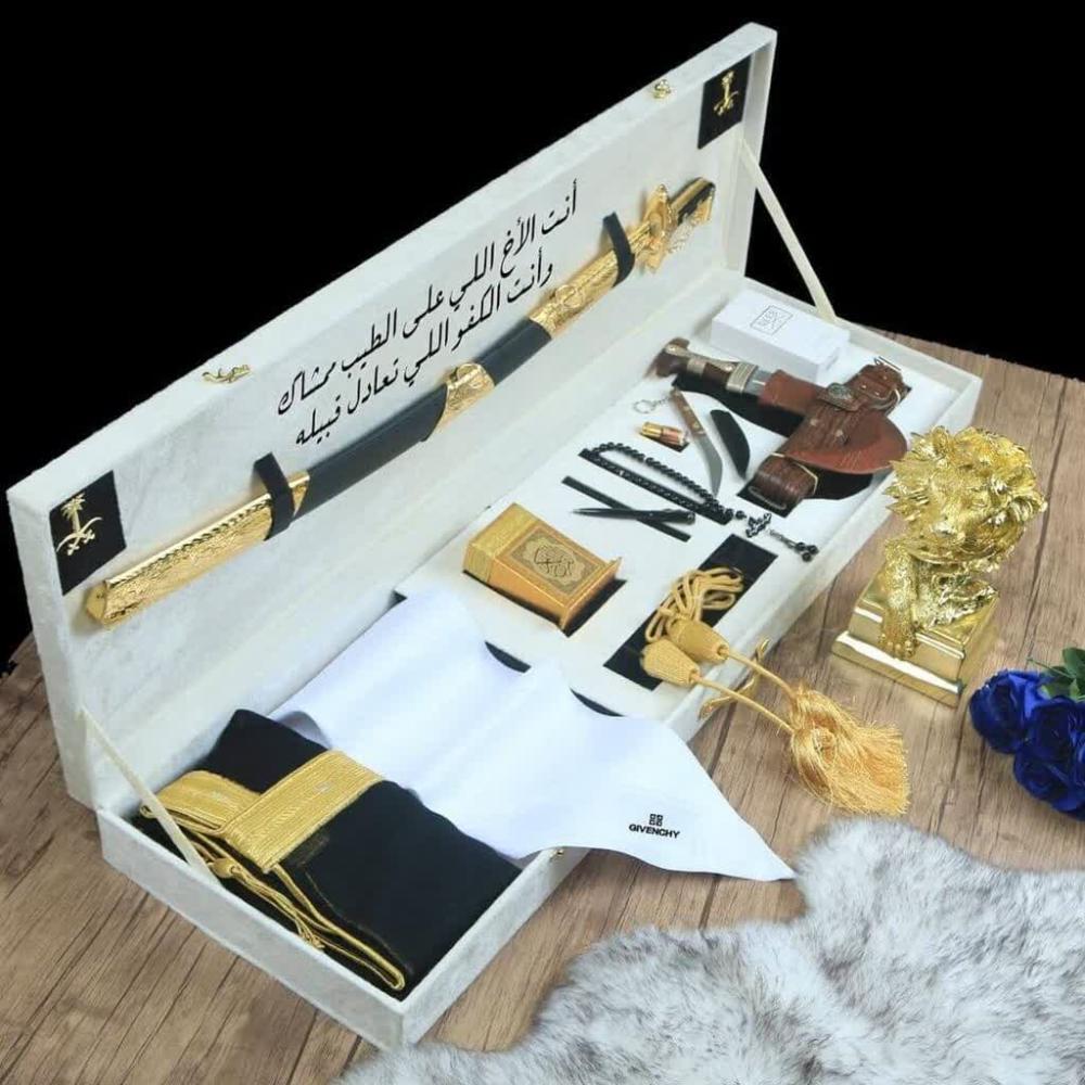 بوكس ملكي راقي هديه للزواج والتخرج