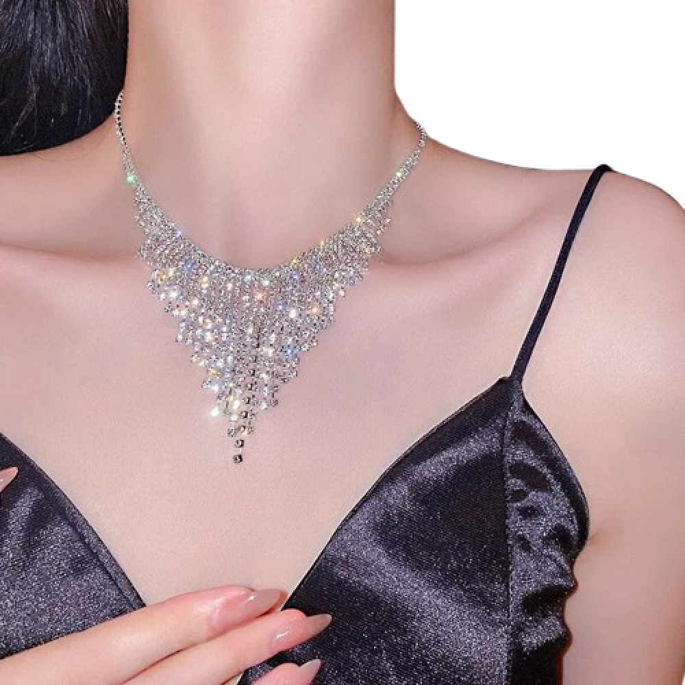 قلادة شرابة كريستالية