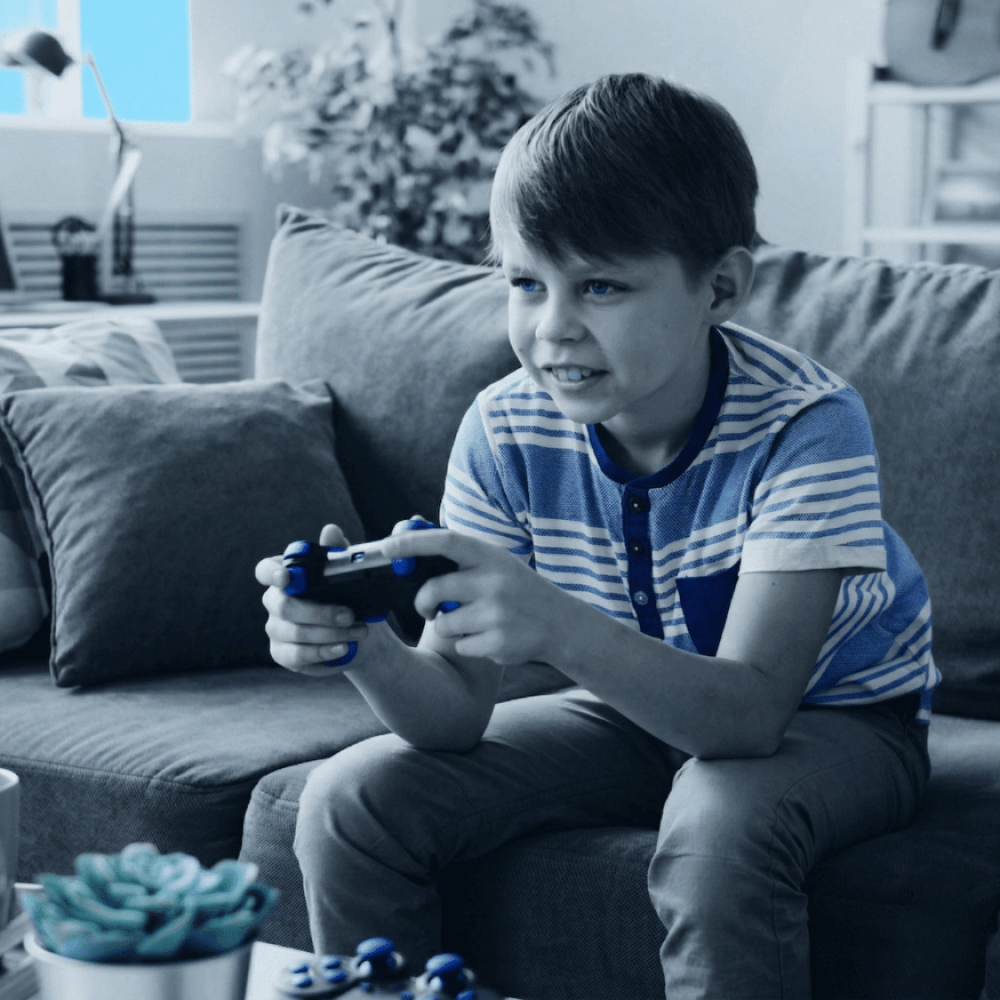 هل ألعاب الفيديو مفيدة للأطفال؟ حقائق مذهلة وطرق حماية أعينهم