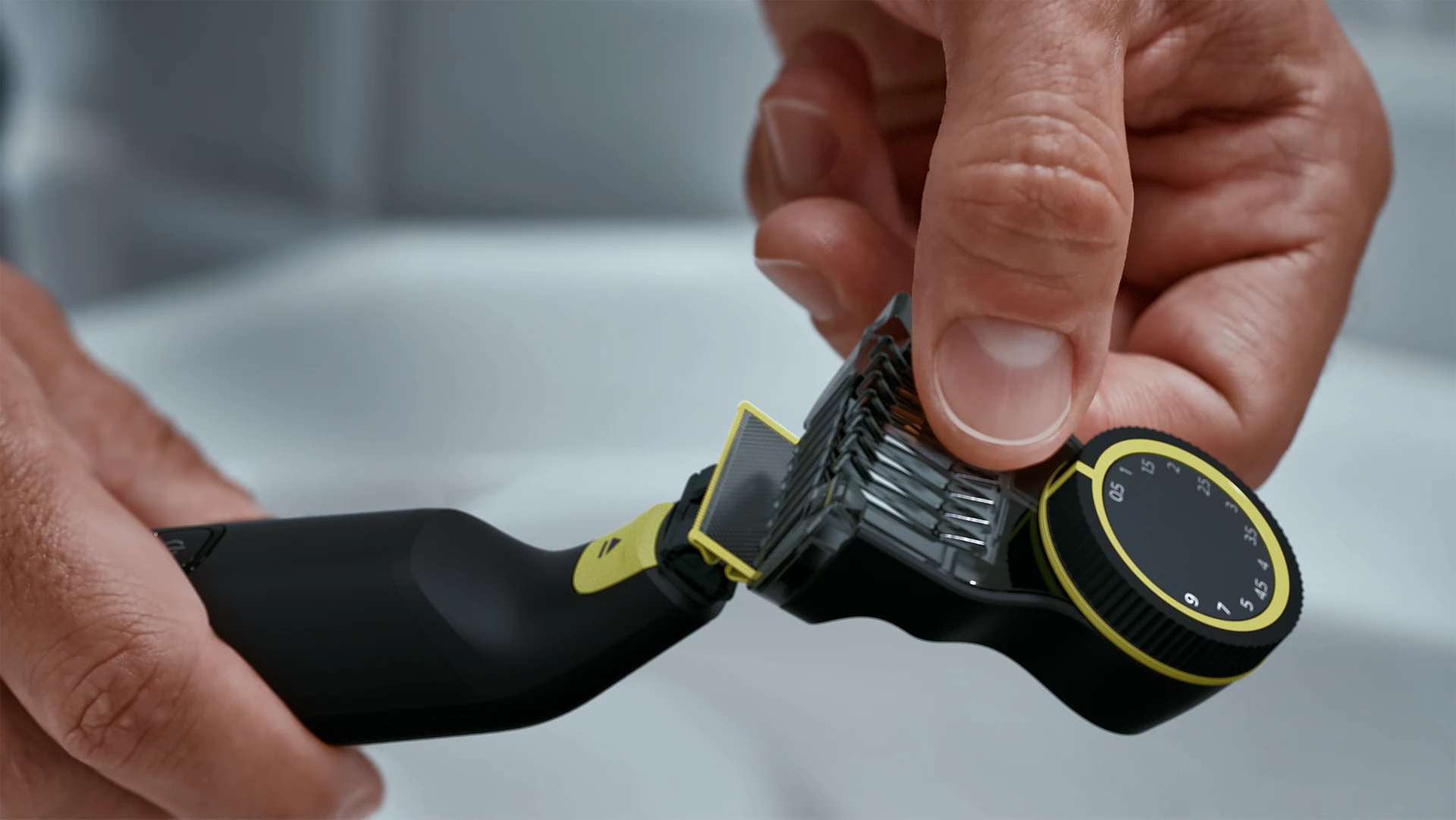 Philips OneBlade Pro Wet & Dry Use Trim Edge & Shave Any Length of Hair 12 Length Precision Comb Dual Sided Blade 90min Cordless Use Black