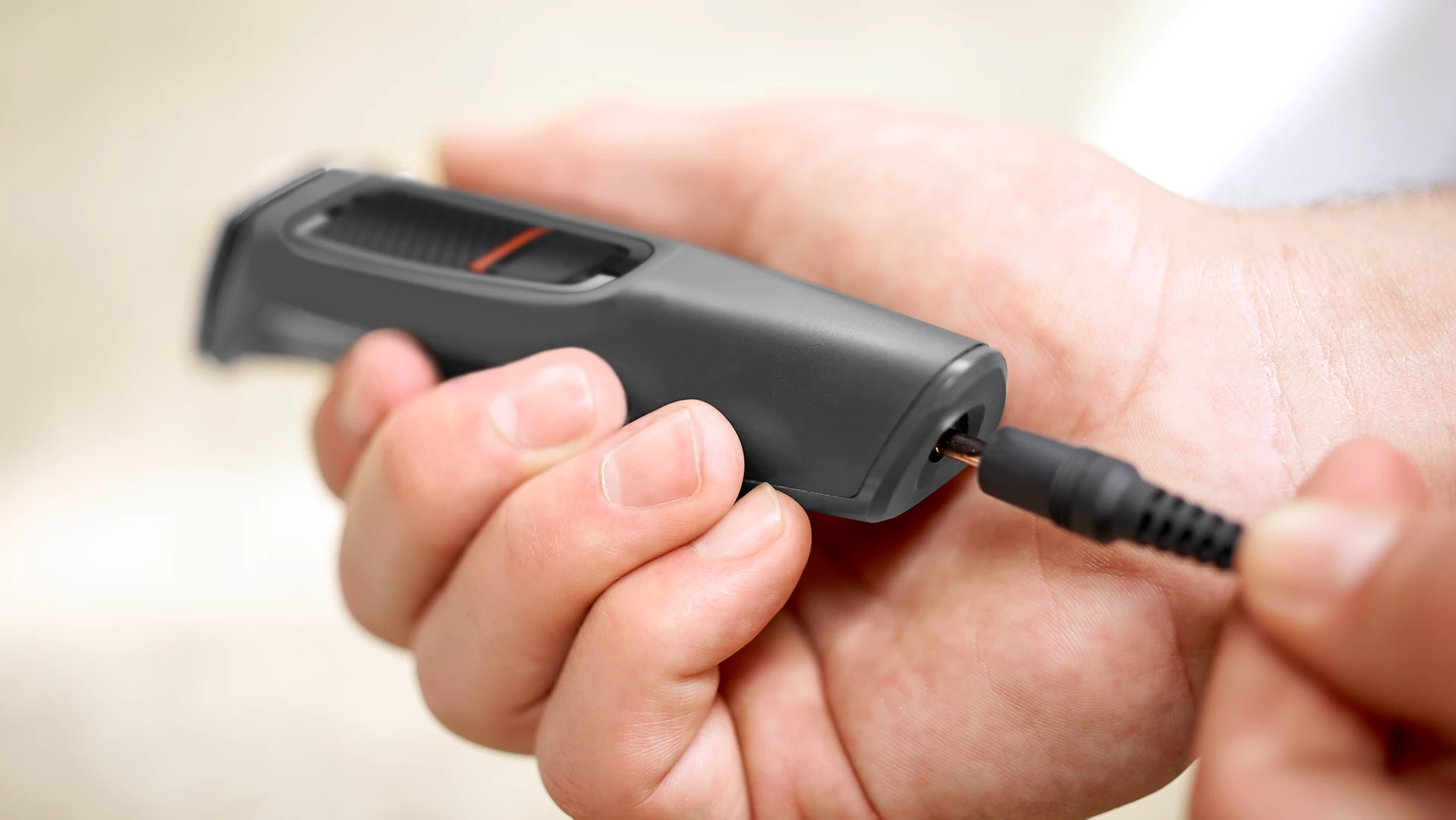 فيليبس ماكينة حلاقة مشذب للوجه و الرأس و الجسم