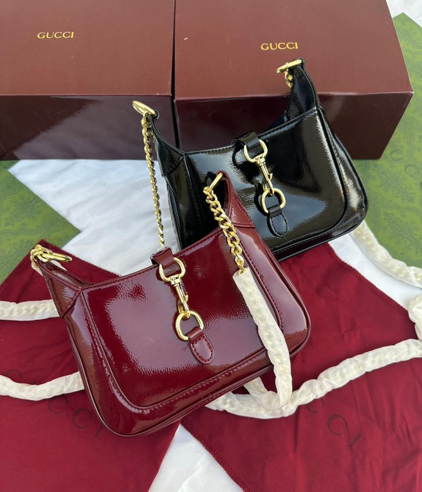 شنطة قوتشي نسائية - درجة أولي