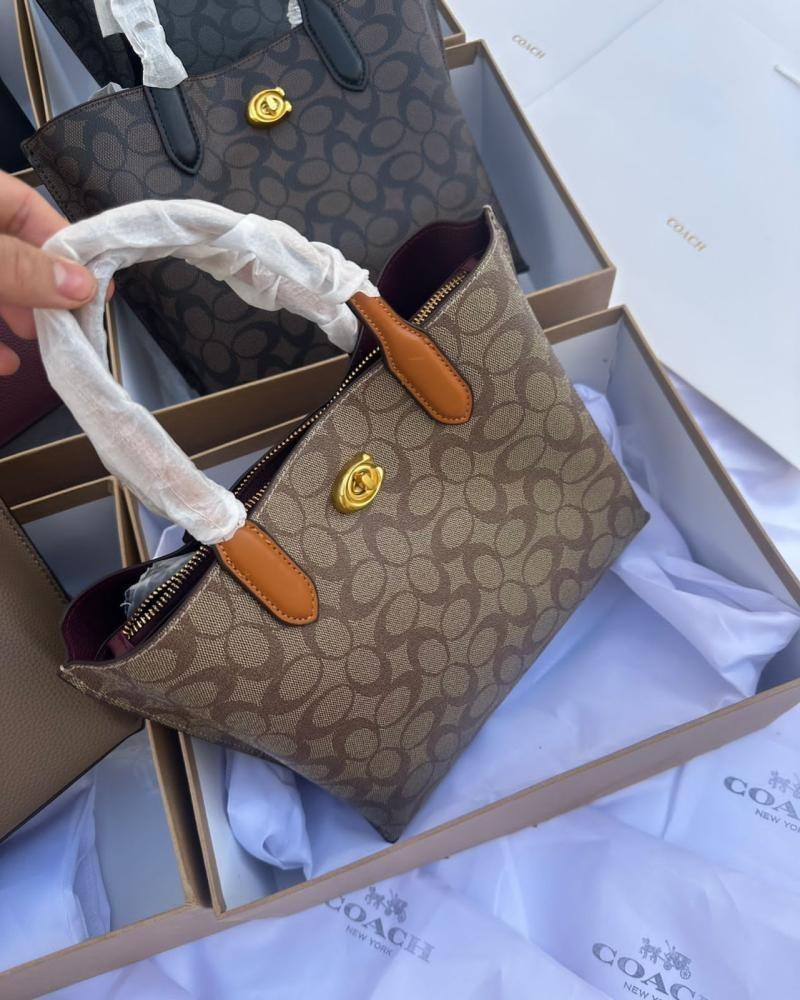 حقيبة Coach - درجة أولي