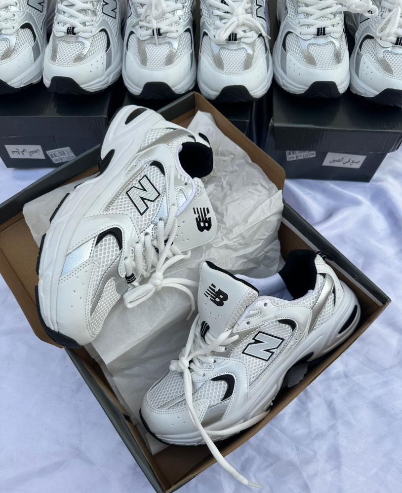 سنيكرز New Balance - درجة أولي