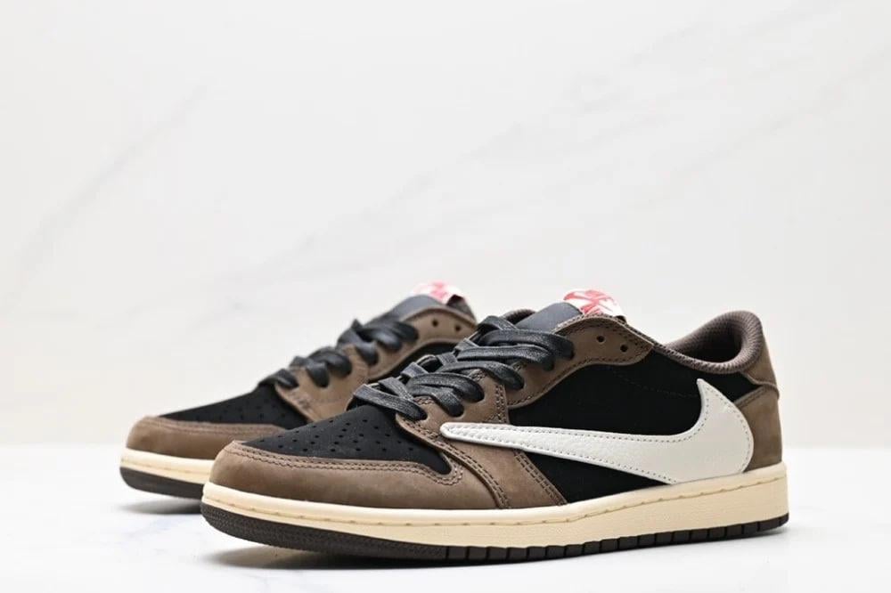 TRAVIS SCOTT X AIR JORDAN 1 LOW 'MOCHA - Horizon
