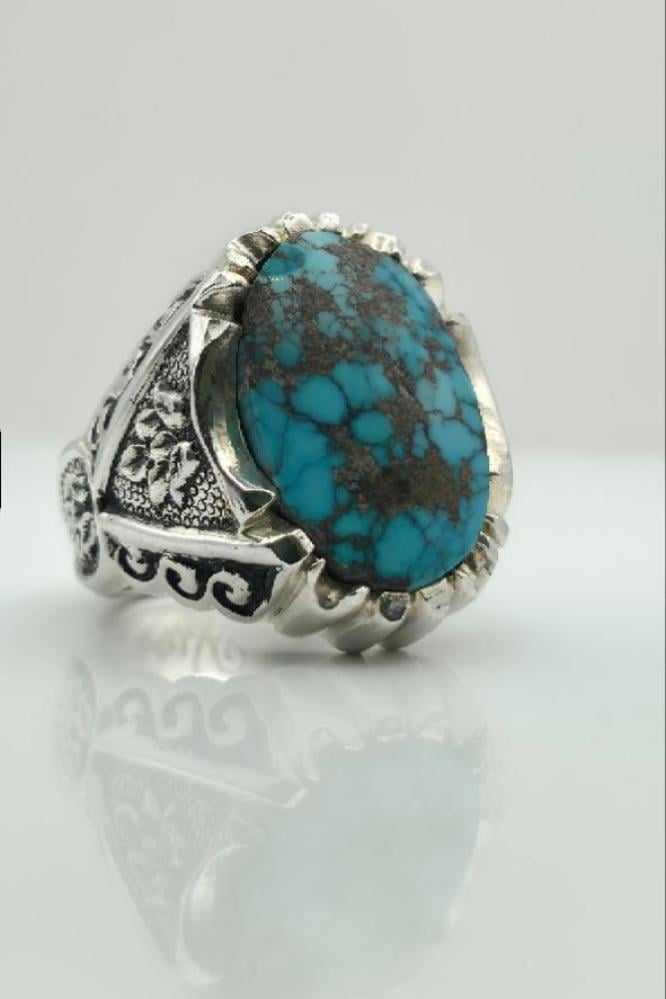 خاتم فيروز نيشابوري فاخر وأنيق