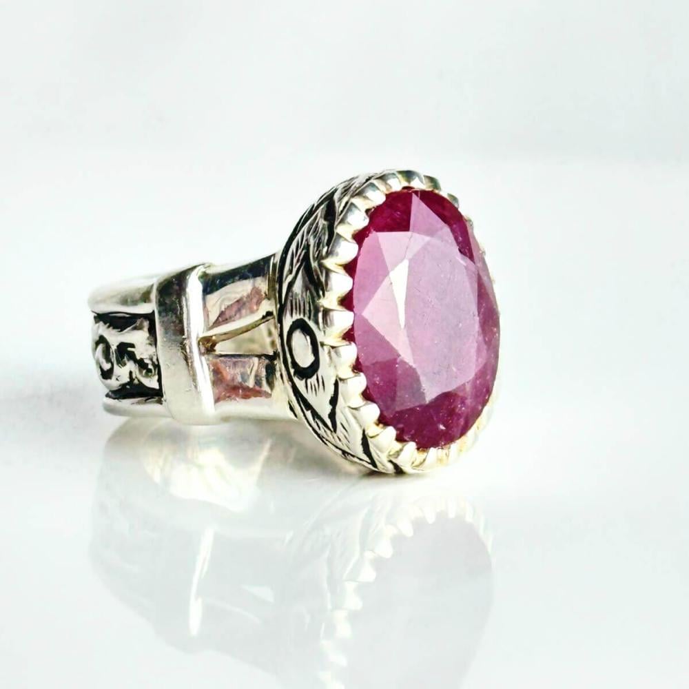 خاتم ياقوت افريقي فاخر بتصميم مميز وجودة عالية