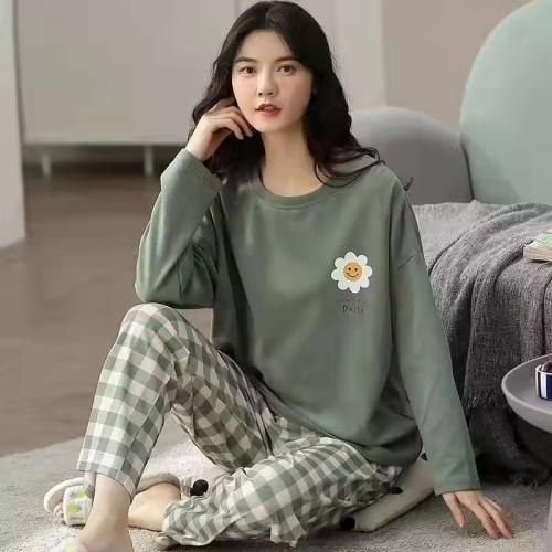 بجامه نسائيه جيده جدا ومريحه