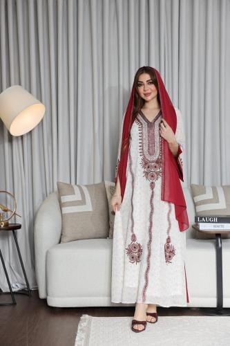 مخوار بتطريز يدوي وطرحه
