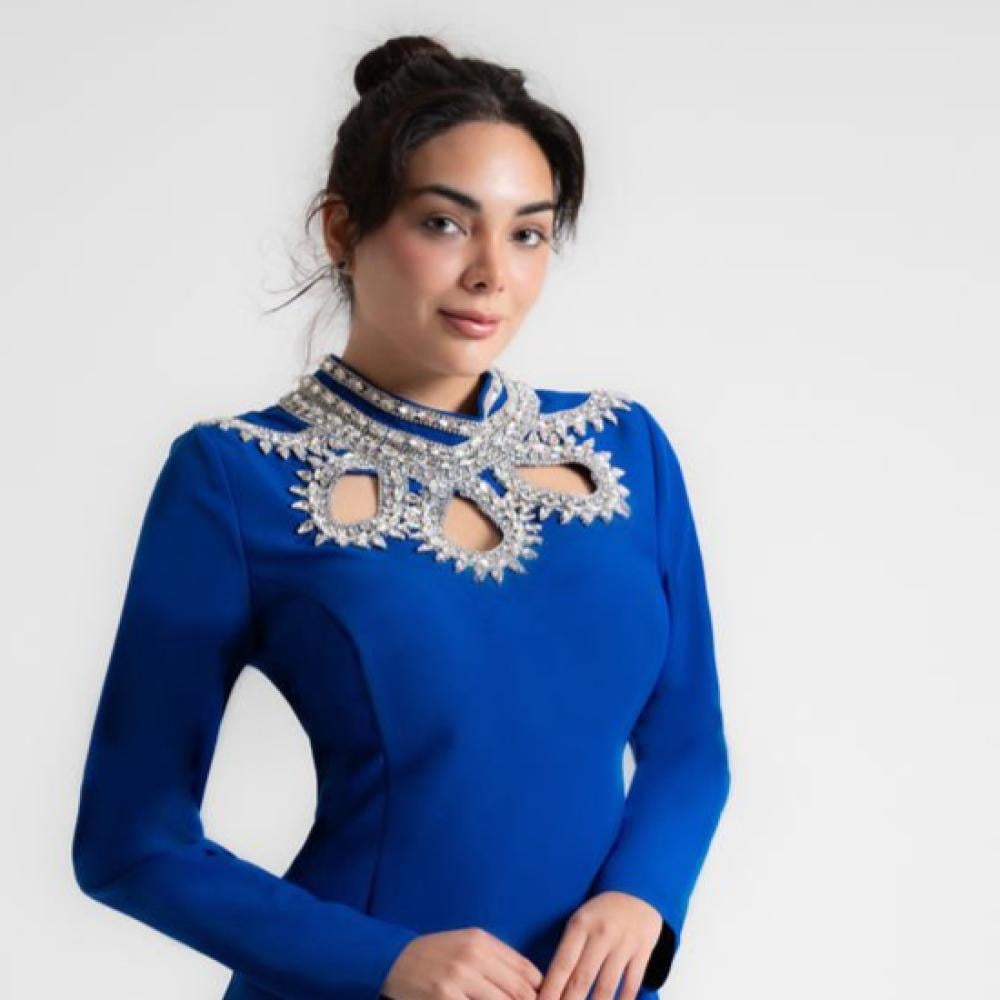 فستان سهرة ازرق بشك فضي