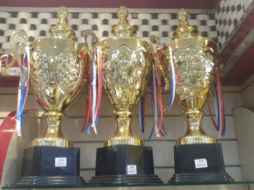 كؤوس رياضية المركز الاول