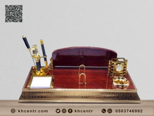 لوحة اسم مع تقويم رقم 60