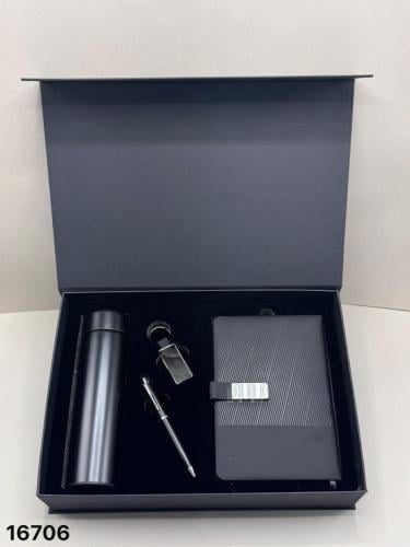 طقم هدايا مكتبي كلاسيك 4 قطع (أسود مطفي)