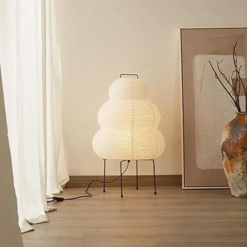 مصباح طاولة Akari Noguchi Yong بتصميم ياباني