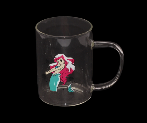 كوب زجاج شفاف بشخصية كرتونية