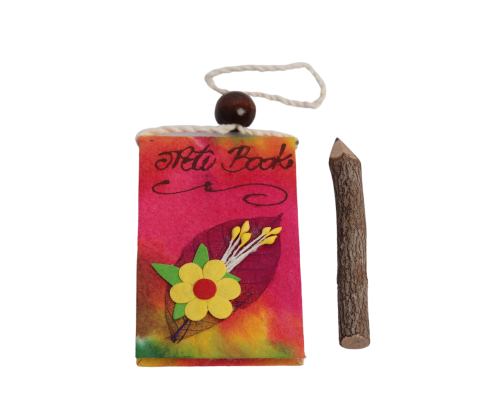 نوتة مع قلم للتوزيعات