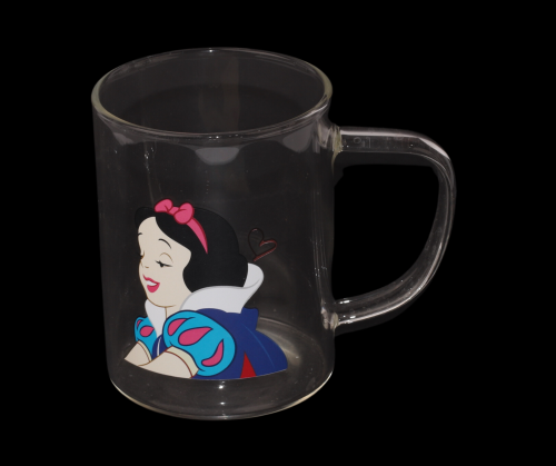 كوب زجاج شفاف بشخصية كرتونية