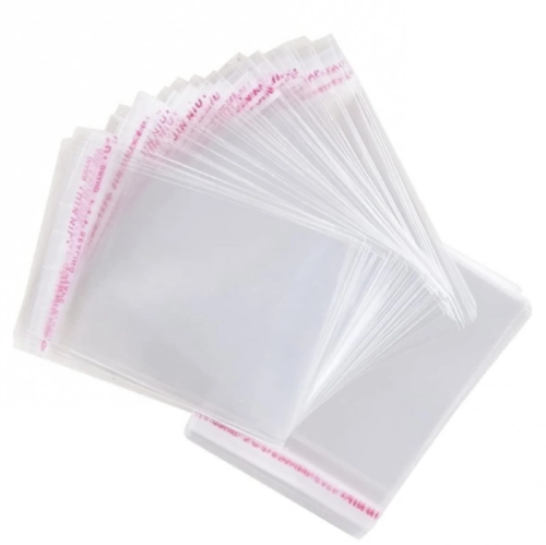 اكياس بلاستيك شفافة مزودة بشريط لاصق