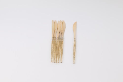 سكاكين طعام  بلاستيك ذهبي  ( 6 قطع )