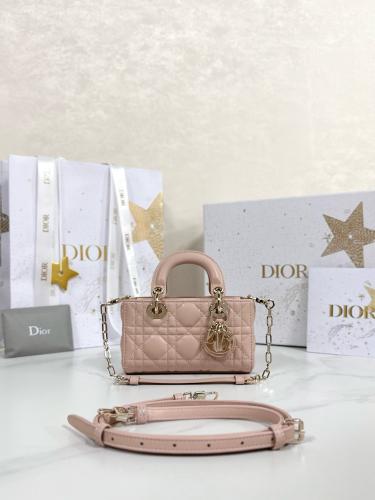 ديور D-joy
