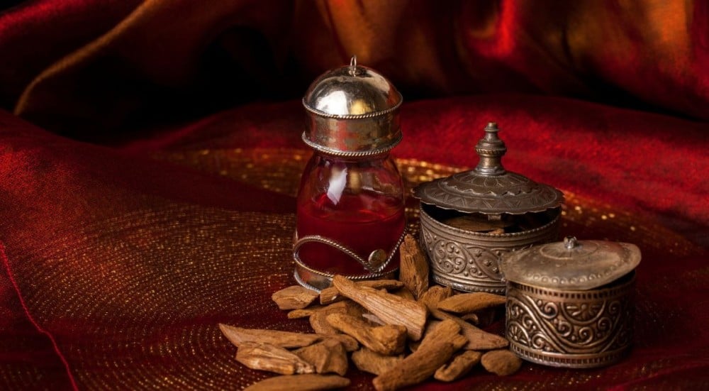 بخور العود الاصلي