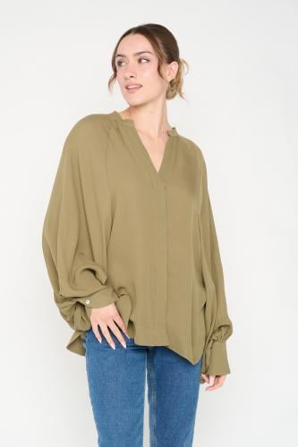 Wild sleeve blouse