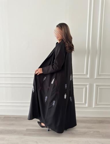 عباية تفته مع تطريز وشك