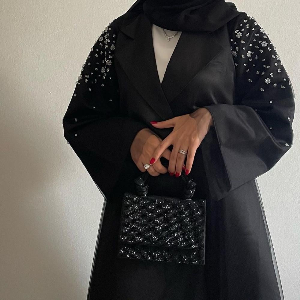عبايات العنقاء