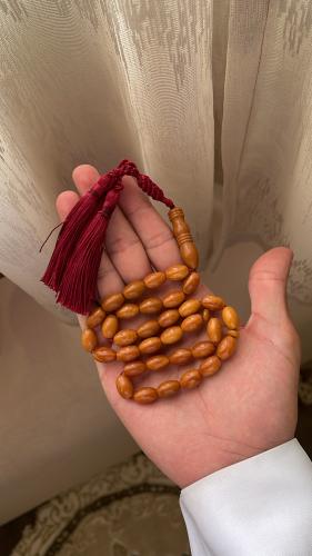 مسبحه تراب كهرمان لون بني خرز صغير كركوشه