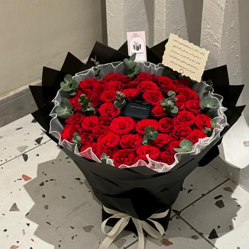 باقة ال٥٠ ورده