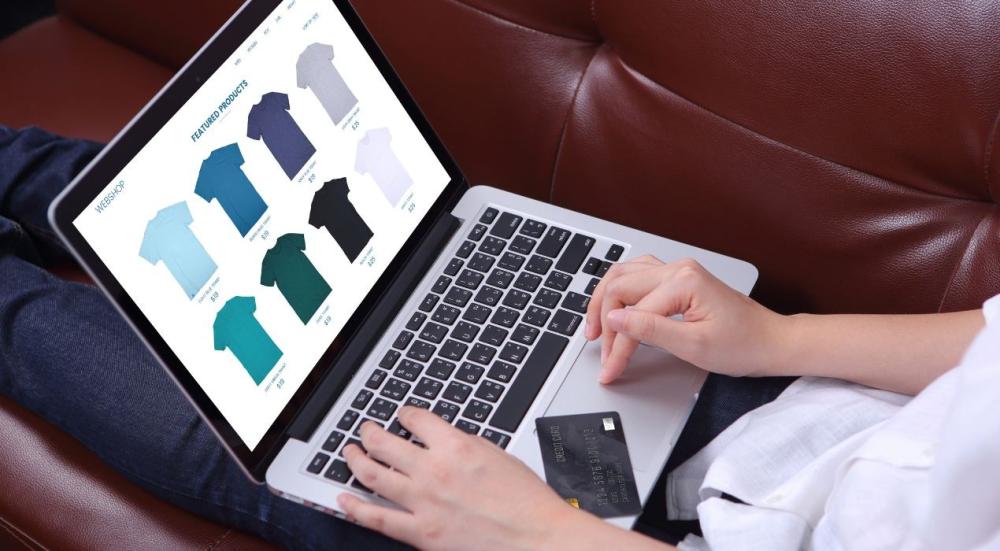 Website to buy mens clothing