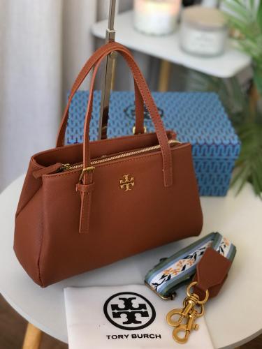 حقيبة يد أنيقة من Tory Burch