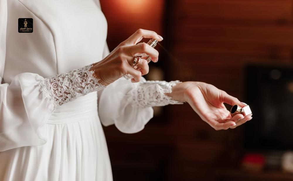 أفضل تشكيلة عطور نسائية مثيرة ورخيصة من دخون للعطور