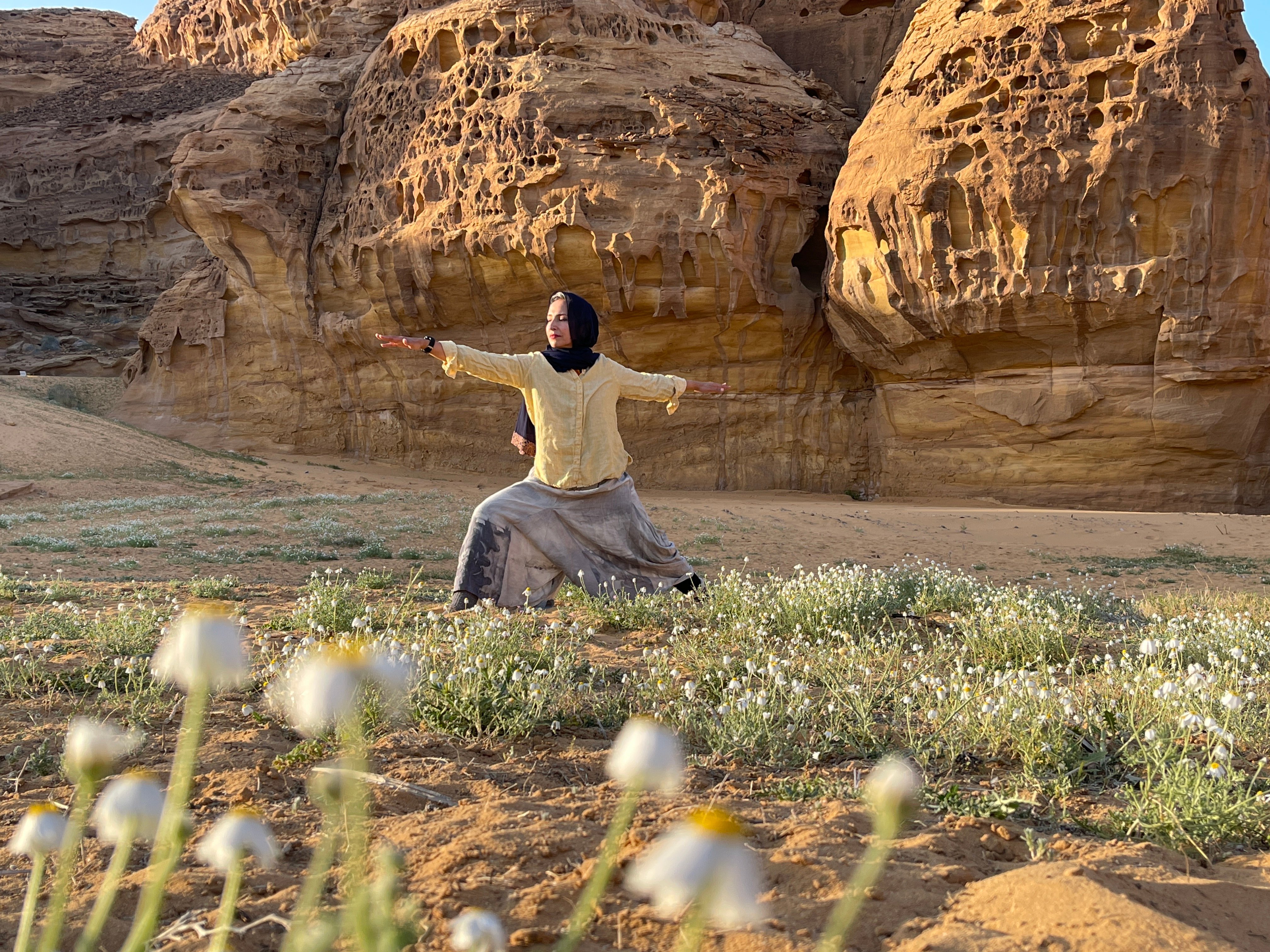 ندى العادل image-slider-4