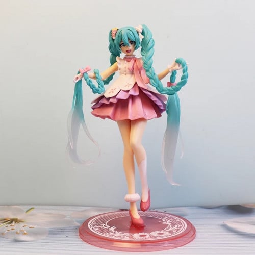 مجسم هاتسوني ميكو | Hatsune Miku