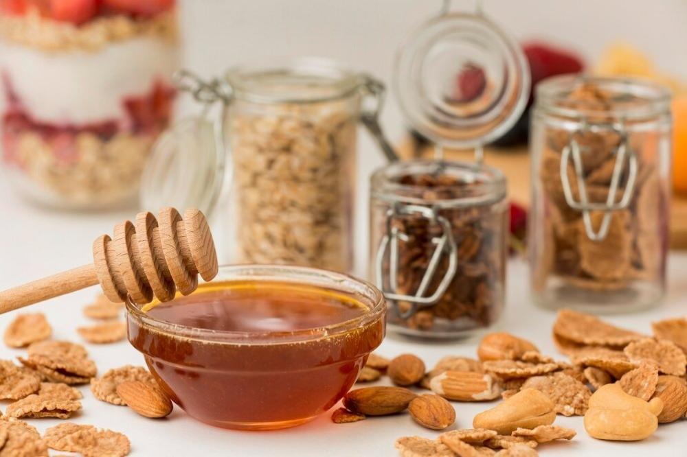 فوائد عسل القتاد