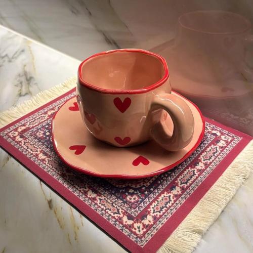 كوب سيراميك وردي قلب - 11 OZ