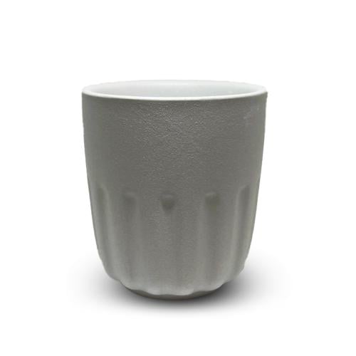 كوب سيراميك ابيض بملمس خشن