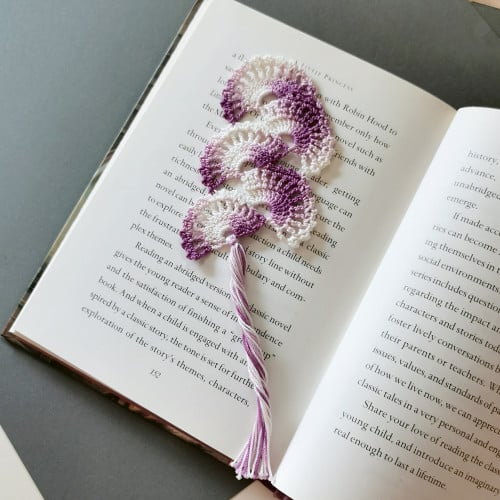 Fan Bookmark - Swirl