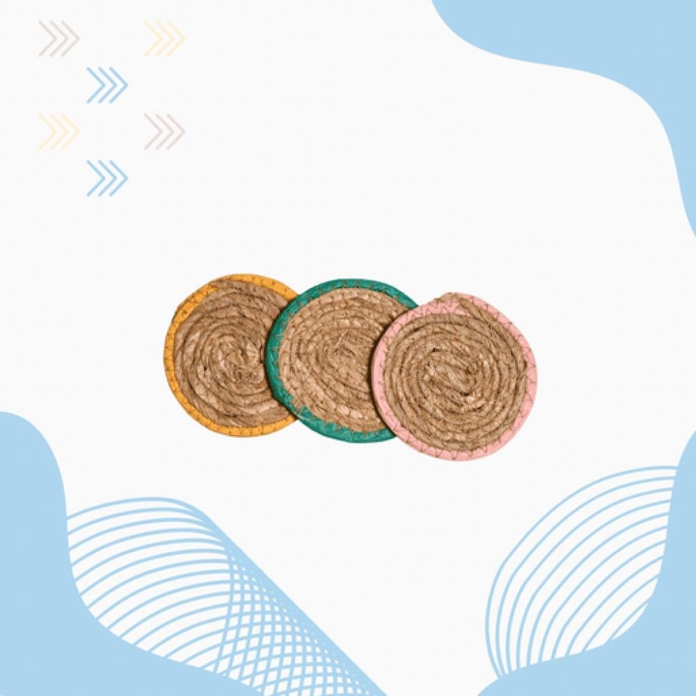 قاعدة الاكواب من السعف
