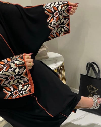 عبايه مطرزه يدوياً 10