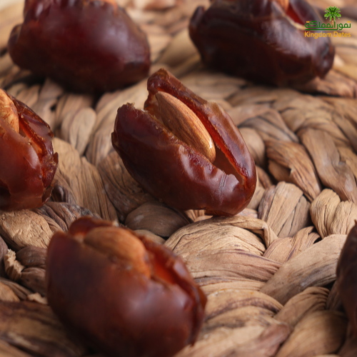 خضري فاخر بحشوة اللوز 1 كجم