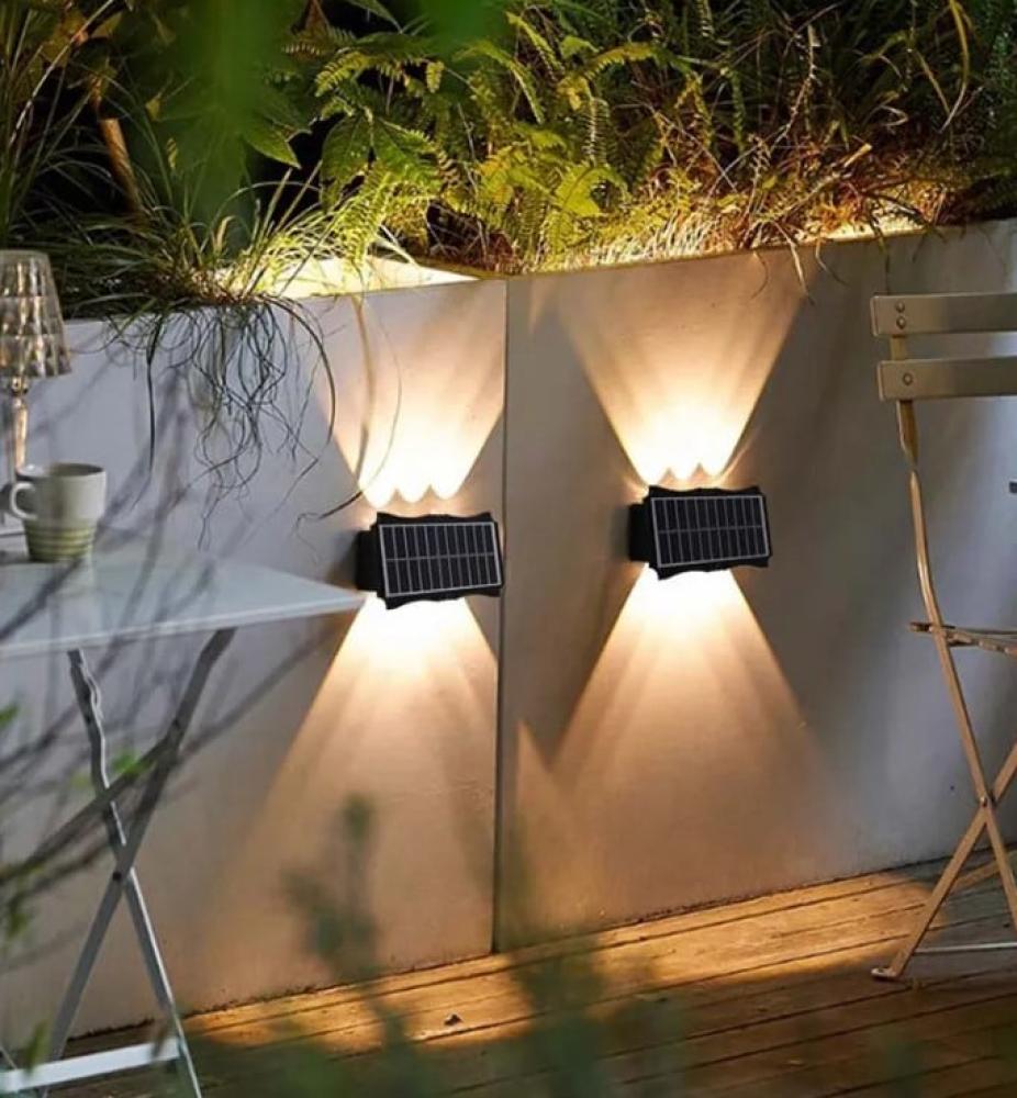 لمبة جداريه بالطاقة الشمسيه