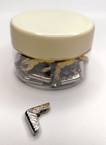 زوايا البوم فضي 40 حبة 1.5 سم